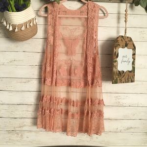 Beautiful Lace/Crochet Cardigan w/ Butterfly back